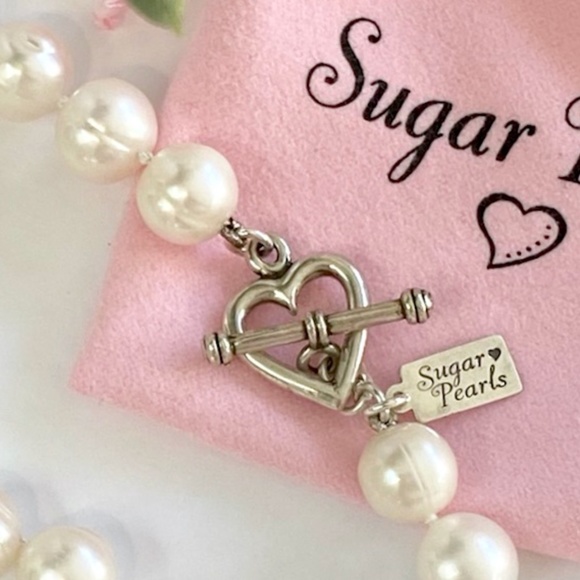 Freshwater Pearl Necklace w/Sterling Heart Toggle - Picture 5 of 5